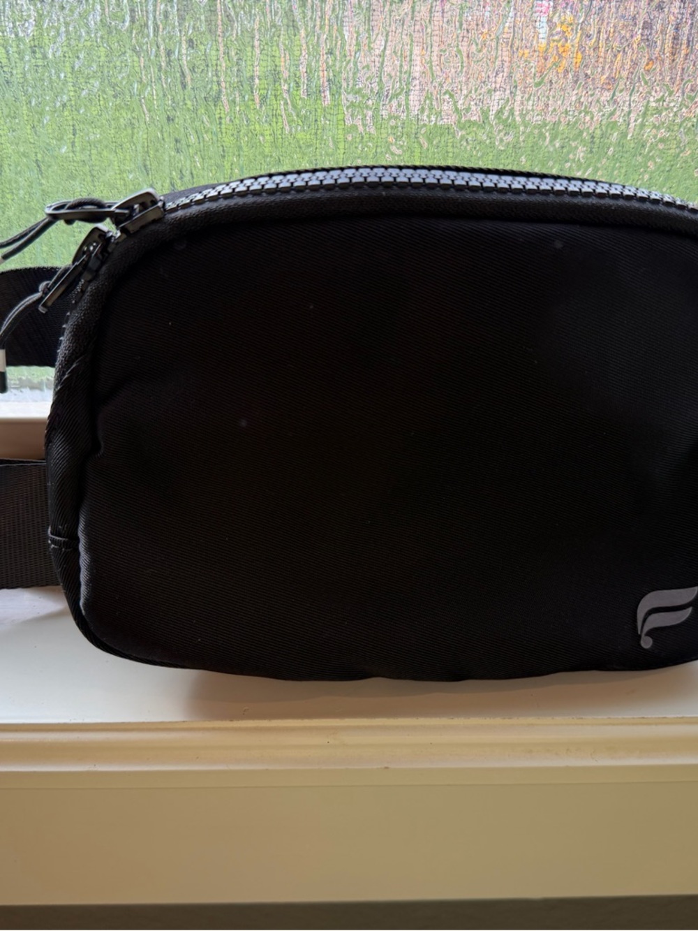Fabletics belt bag / fanny pack.  Black. Never used. Brand new without tags.